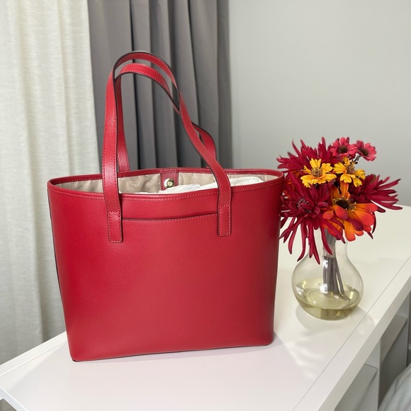 Michael Kors Jet Set Red Travel Tote - Picture 2 of 8